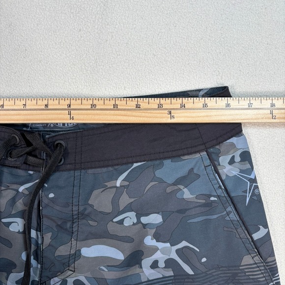 Aftco Joy Division 9" Board Shorts Men's 32 Blue Camo Stripe Swim Trunks Fishing - Picture 7 of 16